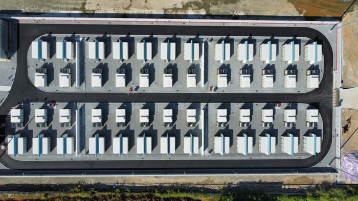 125MW/250MWh！阳江翌川用户侧储能电站投运，开创“储能+冶炼”新范式