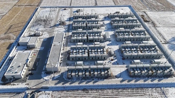 上海电气储能白城100MW/600MWh全钒液流共享储能电站示范项目一期成功并网