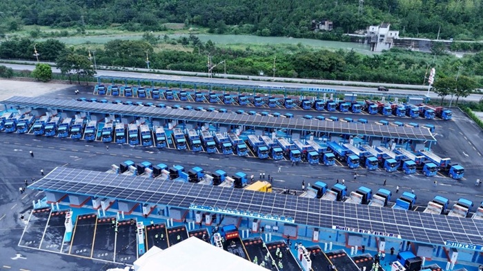 让有路的地方就有高质量充电 | 华为发布2026充电网络产业十大趋势